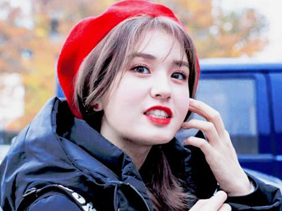 Solo回归的Somi被舞伴抢风头 Somi的实力倒退了吗?