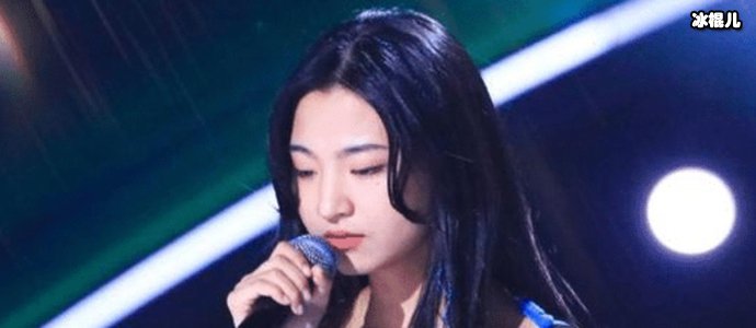 高睿唱歌