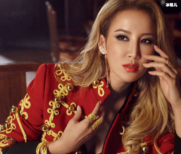 李玟照片