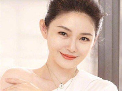 大S发文否认出轨和吸毒 这次欠款500万是他给孩子的存款