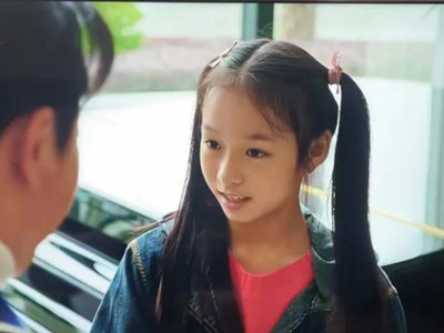 《狂飙》中的小黄瑶正在杭州读初一 六年级时被剧组挑中
