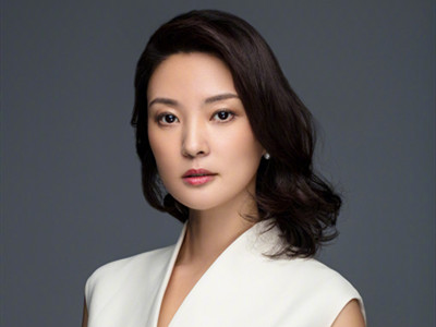 刘芳菲从央视主持名单消失，本人发文承认离开供职21年的央视