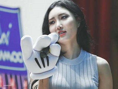韩星华莎机场漏点，被吐槽靠身体博关注度！