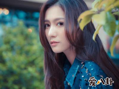 演员王姿允为艺术献身，大尺度床照流出引起围观！