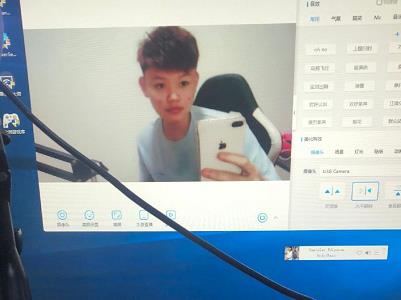 虎牙傲寒本人照片, 露脸后被指男版乔碧萝!