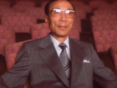 TVB荣誉主席邵逸夫情史揭秘，两段婚姻妻子都是谁？