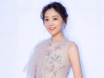 《手可摘星辰》女主何花资料起底，出演的作品还有哪些？