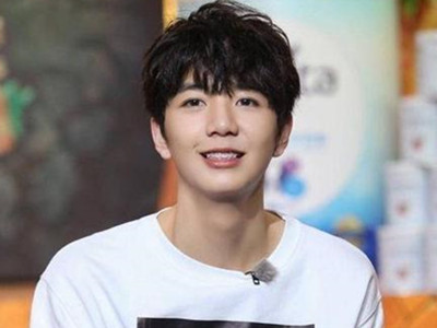 以团之名李星资料, 曾发文喊话节目组还手机怎么回事