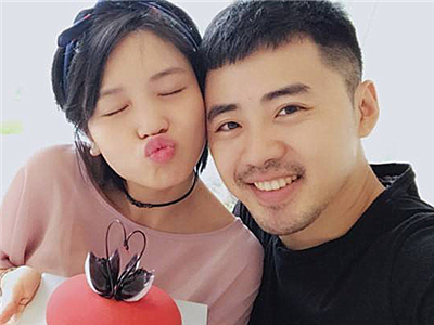 曹帅黄英二人结婚了？二人的如何认识的？