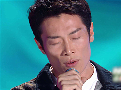 歌曲《可乐》讲述的故事是什么？为何听起来那么悲伤？