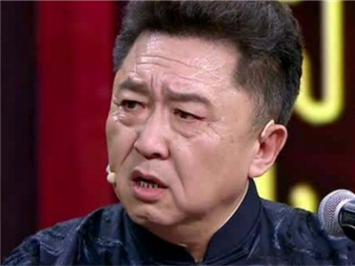 于谦喜欢烫头的原因, 年轻时照片曝光头顶真的好平