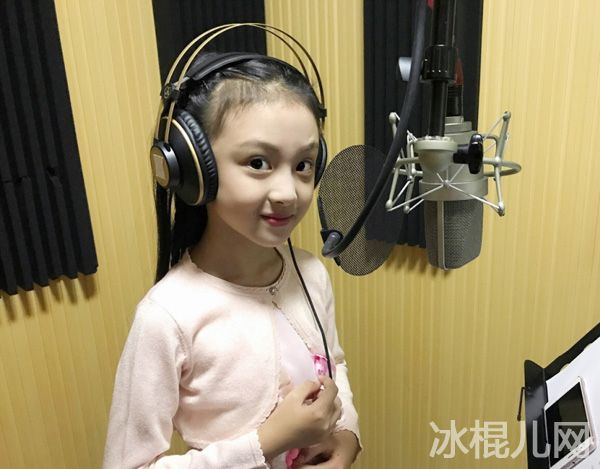 小戏骨周漾玥个人资料微博近照 爸爸妈妈深厚的家庭背景曝光