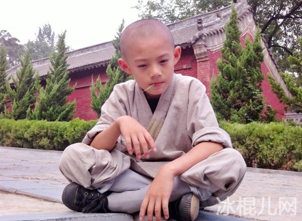 释小松个人资料简介微博生活近照 释小松离开少林寺了吗揭秘