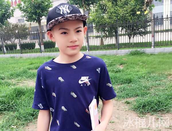 释小松个人资料简介微博生活近照 释小松离开少林寺了吗揭秘