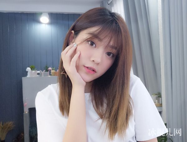 天籁之战张珊珊挑战莫文蔚成功 素人歌手张珊珊个人资料微博生活照