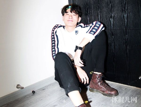 星动亚洲张峰皓个人资料微博帅气生活照 温柔学长张峰皓女朋友是谁