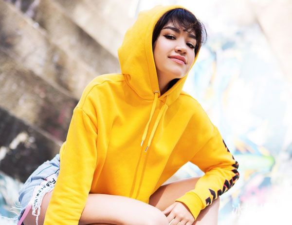 梦想的声音cat雨馨个人资料微博近照 中澳混血美女cat雨馨获张靓颖