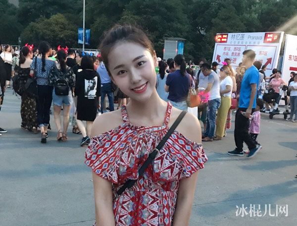 小仙女林静文是做什么的个人资料微博照片 小仙女前男友为什么抛弃她