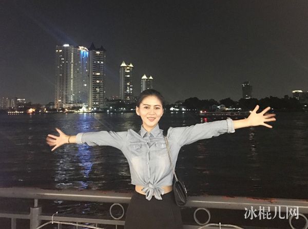 非常完美郗婷杨博牵手成功 城市设计师郗婷个人资料微博私房照