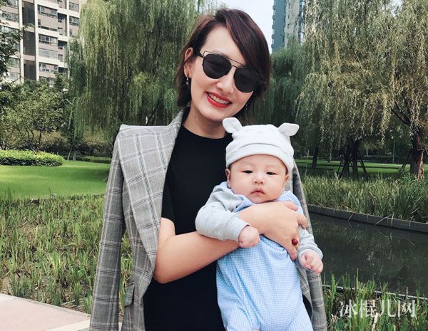 一站到底主持人李好老婆郭晓敏回归 李好郭晓敏怎么认识的揭秘