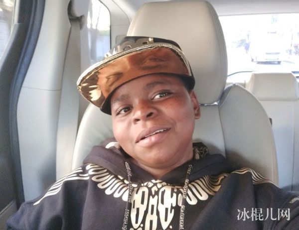 战狼吴京干儿子tundu肯尼迪哪里人一站到底肯尼迪个人资料微博简介