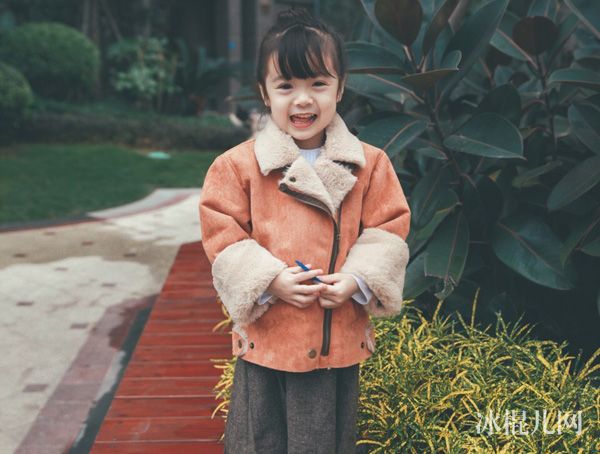 哈琳个人资料几岁了哪里人真名叫什么 天天向上哈琳爸爸妈妈父母是谁