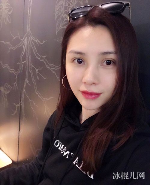 世界瑶族公主唐萍微博生活照 一站到底唐萍个人资料年龄身高简介