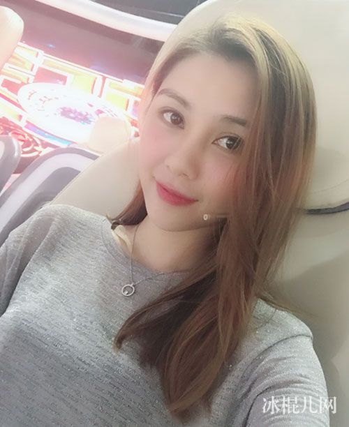 世界瑶族公主唐萍微博生活照 一站到底唐萍个人资料年龄身高简介