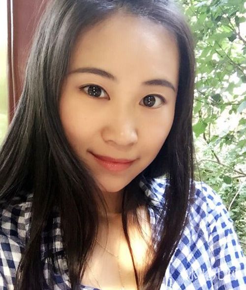 非诚勿扰李灵雪个人资料年龄身高 外企市场总经理李灵雪微博生活照