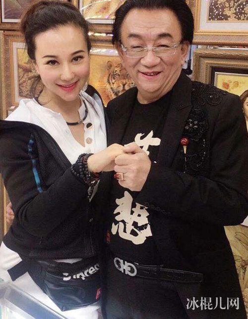 演员安娜金和侯耀华什么关系 混血美女安娜金个人资料微博生活照片