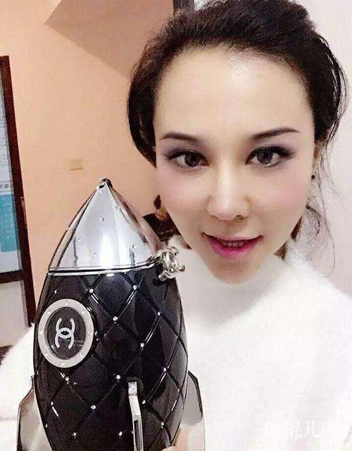 演员安娜金和侯耀华什么关系 混血美女安娜金个人资料微博生活照片