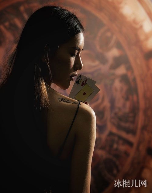 成都十七妹扑克王余铃涵男朋友是谁 德州扑克女神余玲涵个人资料照片