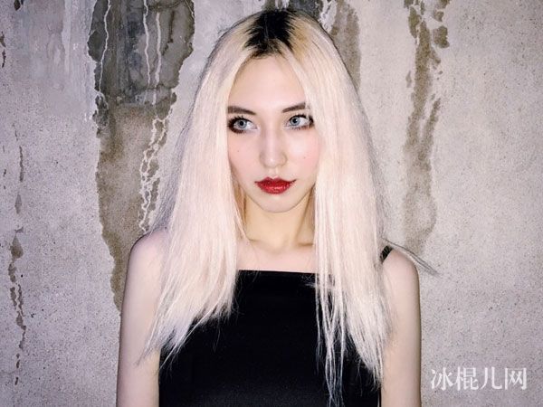 一站到底Nico真名叫什么个人资料 时尚美女Nico微博生活近照