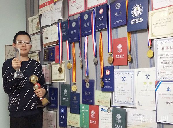最强大脑孙奕东个人资料简历照片 12岁神童孙奕东父母是谁家庭背景揭秘