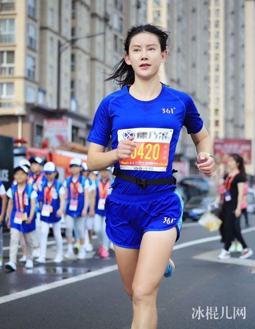 中国女子马拉松李文杰整容了吗 马拉松女神李文杰个人资料简历简介