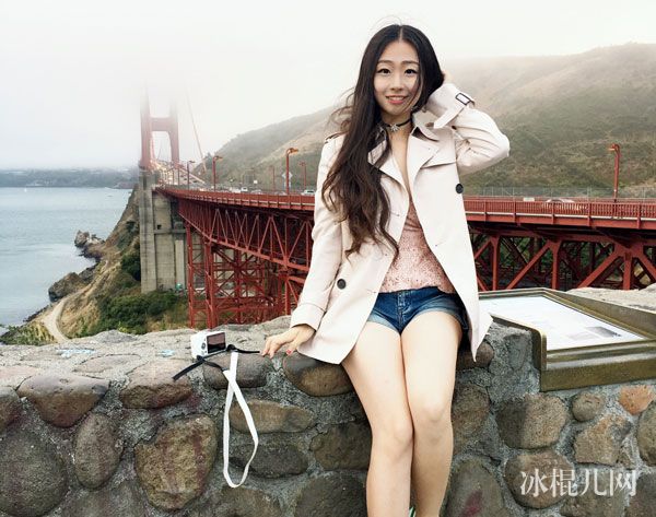 非诚勿扰何洁琼个人资料年龄身高简历 商务媒介何洁琼微博生活照