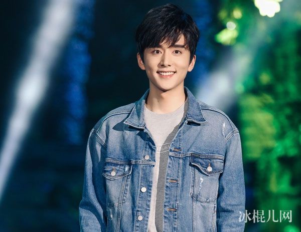 张新成女朋友是谁李兰迪吗 张新成整容了吗个人资料真实身高揭秘
