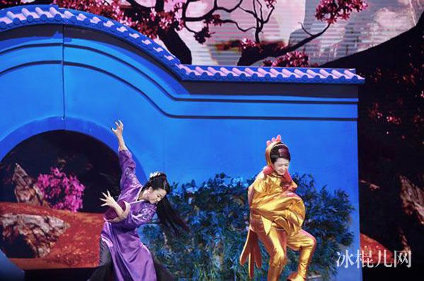 开心麻花冯秦川多大年龄 演员冯秦川个人资料简历微博泳装照片