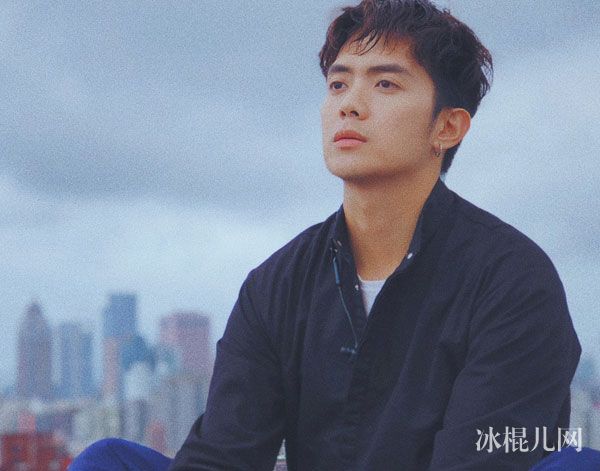 节目主持人黄书维微博帅气近照 非常完美黄书维个人资料年龄身高简介