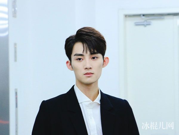 陈名豪女朋友是谁 陈名豪几几年生的年龄多少岁个人资料简介