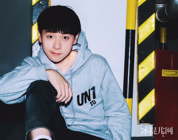 偶像练习生陈义夫年龄多少岁 明日之子陈义夫个人资料简介微博近照
