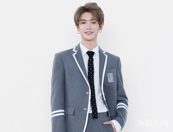 justin黄明昊是温州哪里的人 黄明昊女朋友是谁个人资料简介