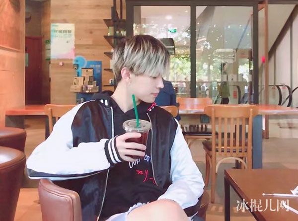 李希侃是浙江温州哪里人 偶像练习生李希侃个人资料年龄简介