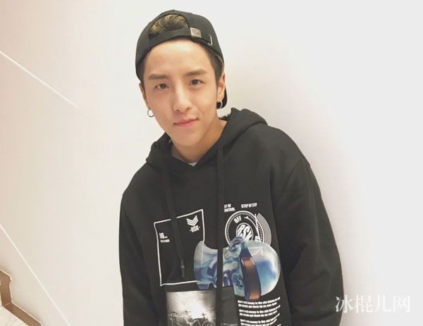 林超泽浙江温州哪里人 偶像练习生林超泽年龄多大个人资料简介