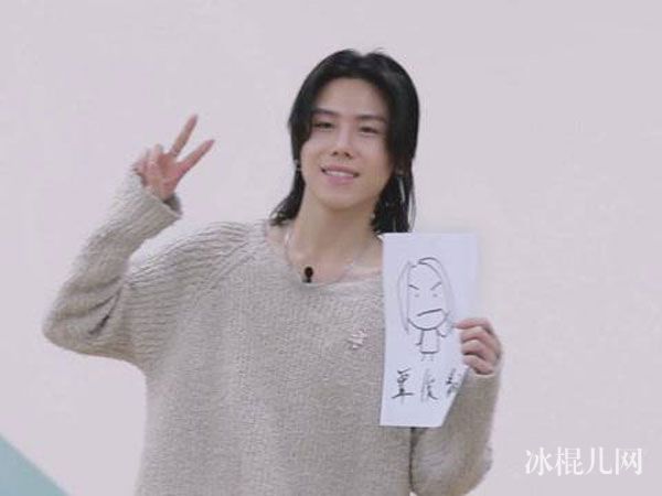 覃俊毅鼻子整容了吗 黑桃大人覃俊毅是广西哪里人个人资料简介