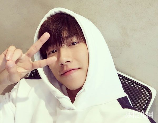 麦锐娱乐孙凡杰哪里人年龄多大 孙凡杰个人资料微博照片曝光