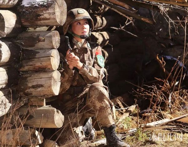 演员高艺丹个人资料简历 高艺丹胸围年龄微博艺术照片曝光