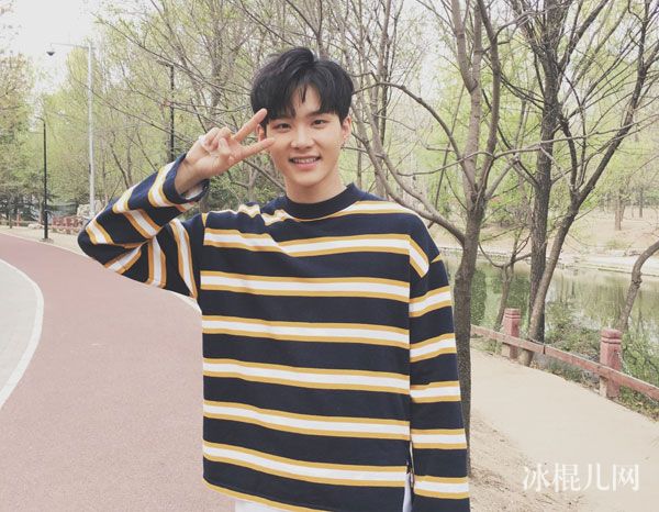 周彦辰黑料自爆SM公司练习生内幕 周彦辰女朋友是谁为什么叫小花