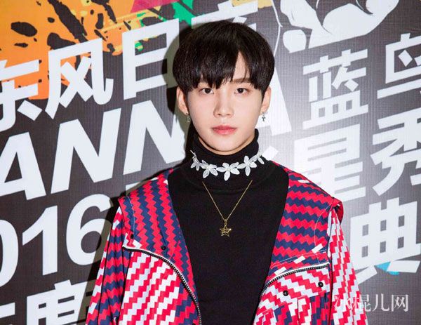 周彦辰黑料自爆SM公司练习生内幕 周彦辰女朋友是谁为什么叫小花