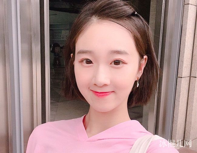 李子璇出道的组合叫什么 创造101李子璇现在在干嘛个人资料介绍